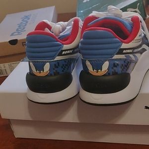 SHOES